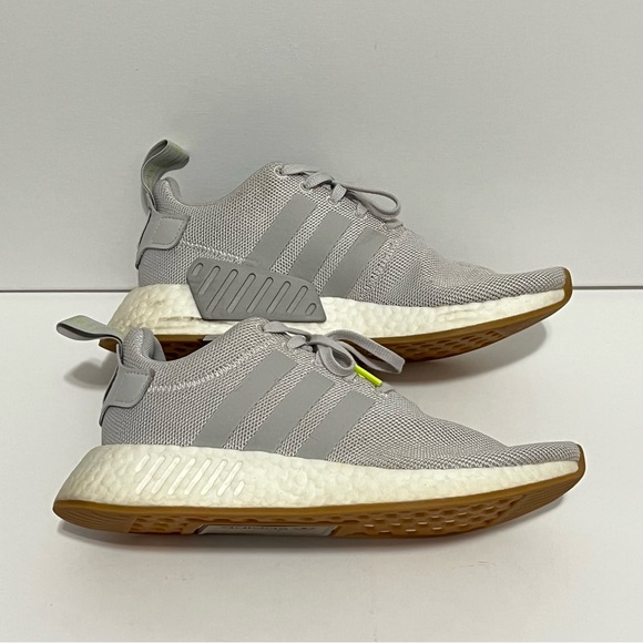 Adidas NMD R2 - Picture 3 of 5